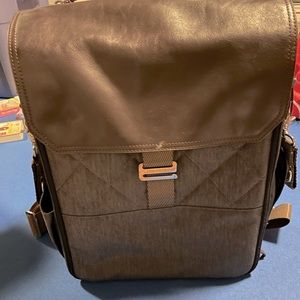 Excellent condition Paperclip Willow diaper bag